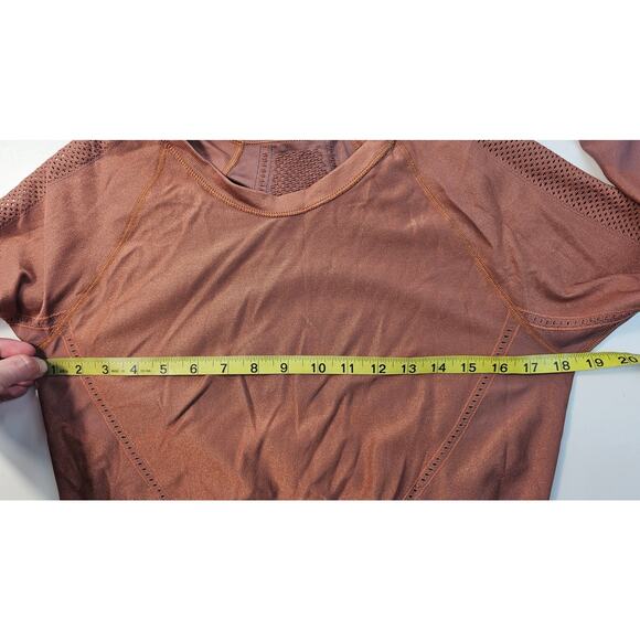 Allyson Felix x athleta M (?) Rose gold ribbed long sleeve crop top thumb holes - Picture 9 of 9